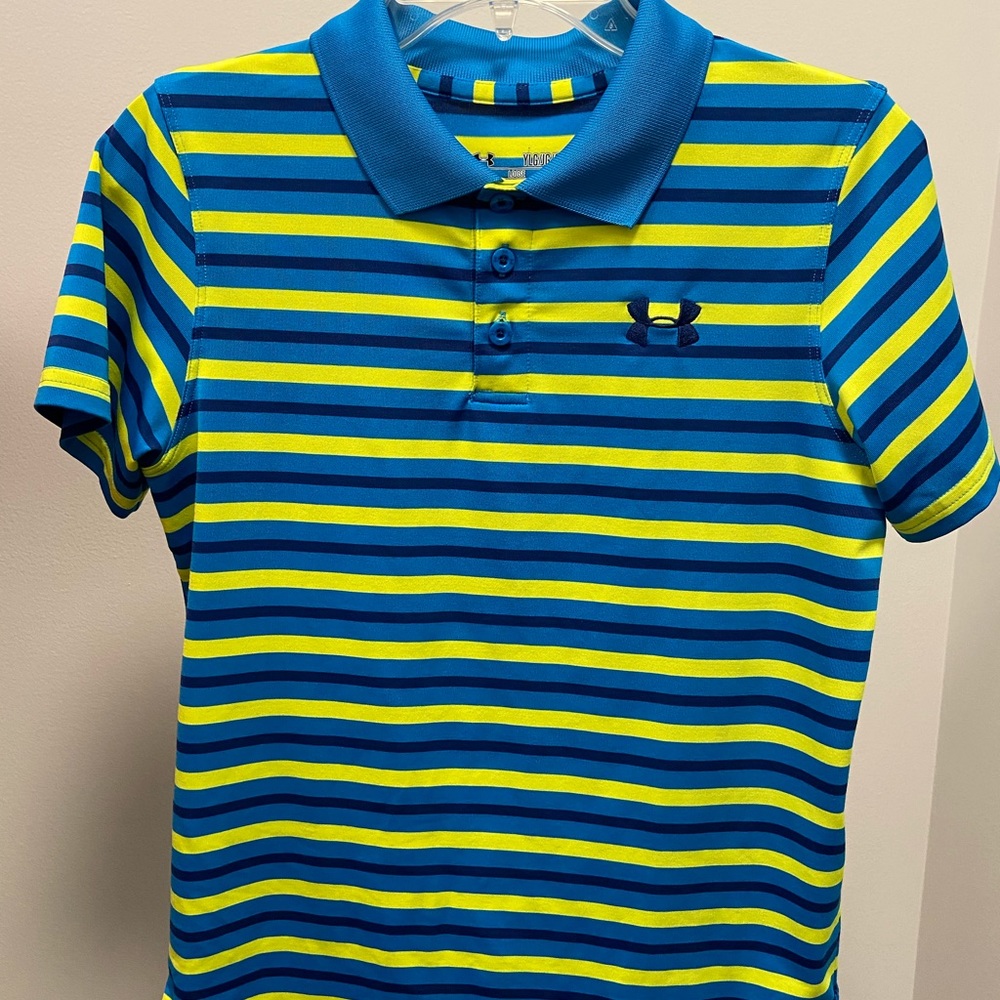 Boys Under Armour Loose Fit Large Golf Shirt